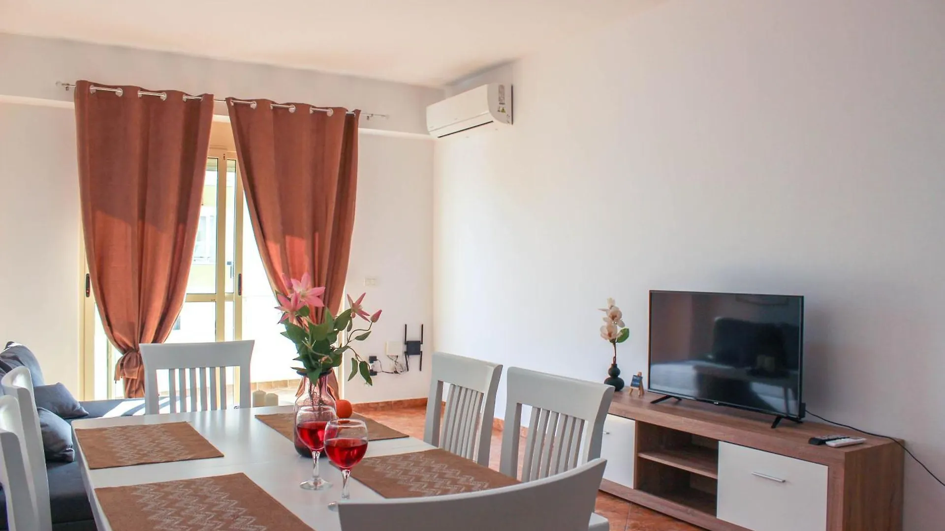 The Coastal Pearl Hotel Durres
